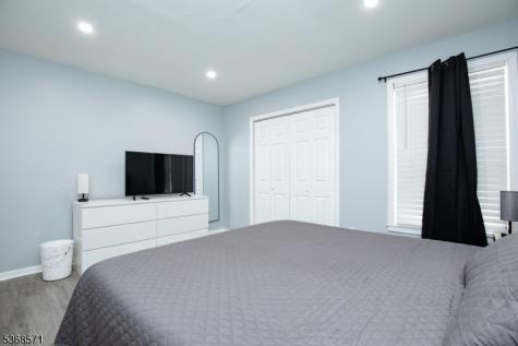 186 Park Street East Orange NJ 07017