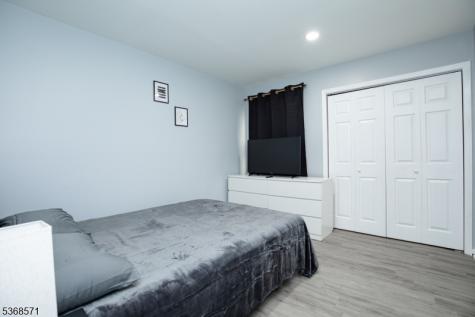 186 Park Street East Orange NJ 07017