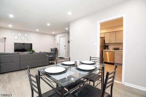 186 Park Street East Orange NJ 07017