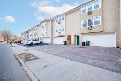 186 Park Street East Orange NJ 07017