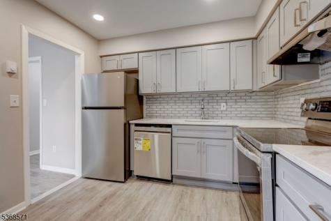 186 Park Street East Orange NJ 07017