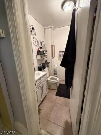 557 Hudson Avenue Weehawken NJ 07086