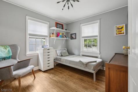 182 Woodland Avenue Verona NJ 07044