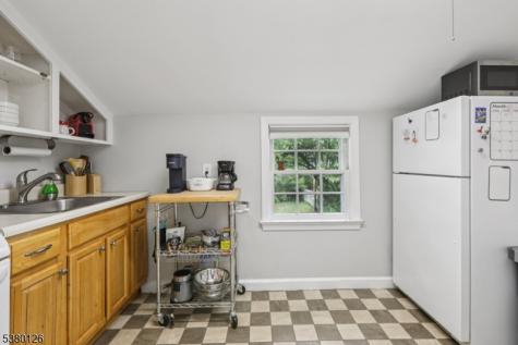 182 Woodland Avenue Verona NJ 07044