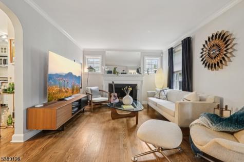 182 Woodland Avenue Verona NJ 07044