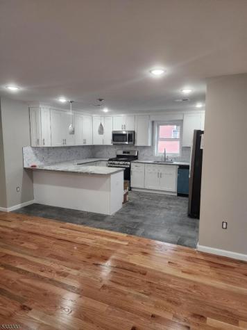 20 Garibaldi Avenue Newark NJ 07114