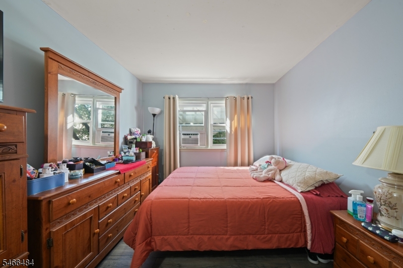 565 61ST Street West New York NJ 07093