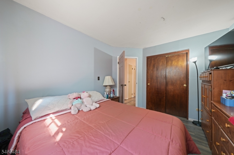565 61ST Street West New York NJ 07093