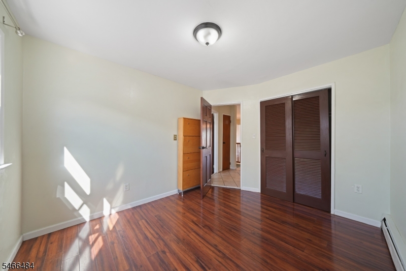 565 61ST Street West New York NJ 07093