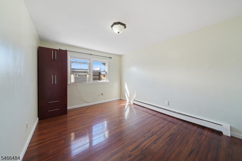 565 61ST Street West New York NJ 07093
