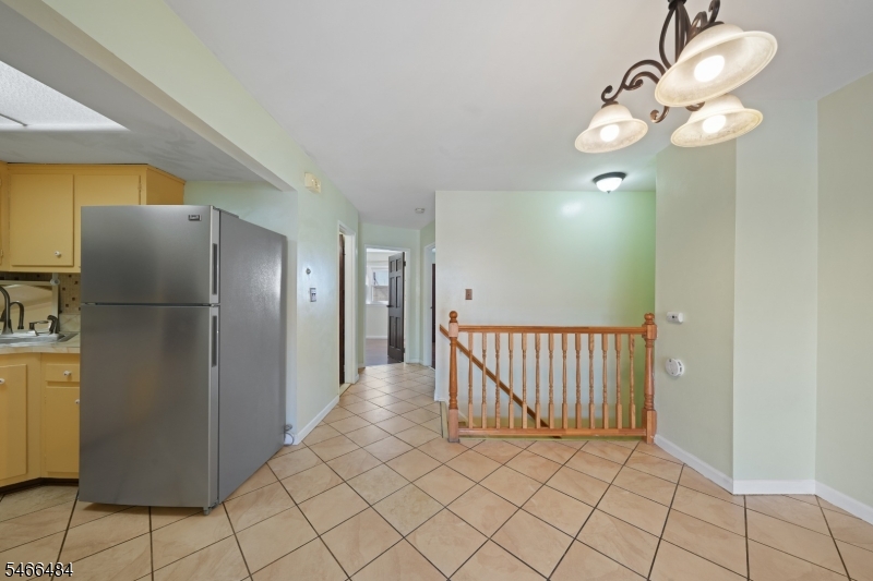 565 61ST Street West New York NJ 07093