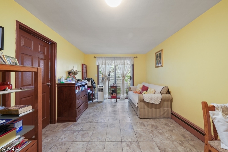 565 61ST Street West New York NJ 07093