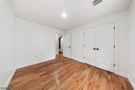 420 18TH Avenue Newark NJ 07108
