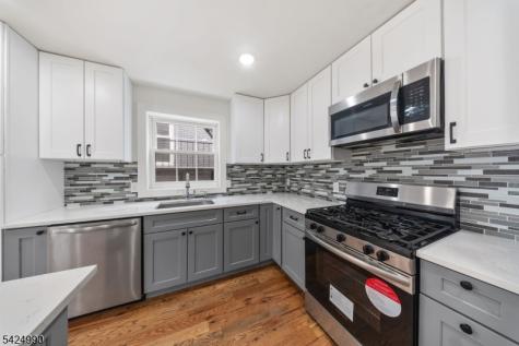 420 18TH Avenue Newark NJ 07108