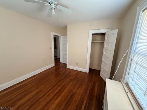 126 Chestnut Street East Orange NJ 07018