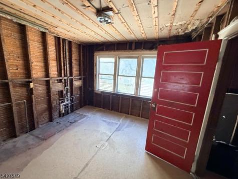 126 Chestnut Street East Orange NJ 07018