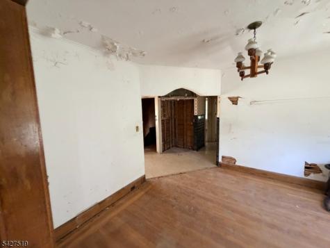 126 Chestnut Street East Orange NJ 07018