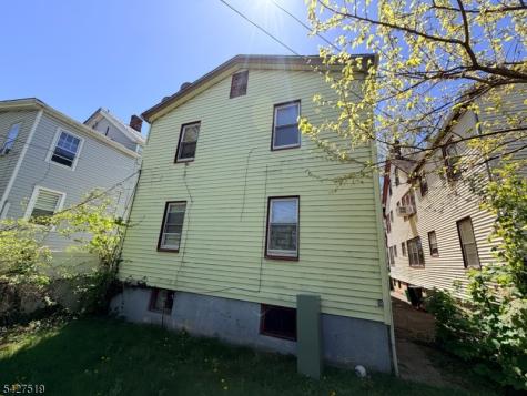 126 Chestnut Street East Orange NJ 07018