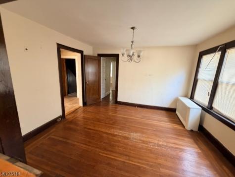 126 Chestnut Street East Orange NJ 07018