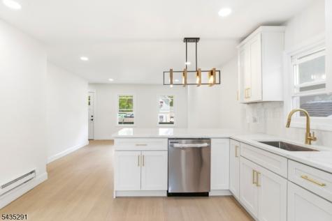 471 Burnside Street City Of Orange NJ 07050