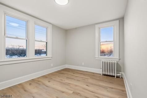 895 Port Reading Avenue Woodbridge NJ 07064