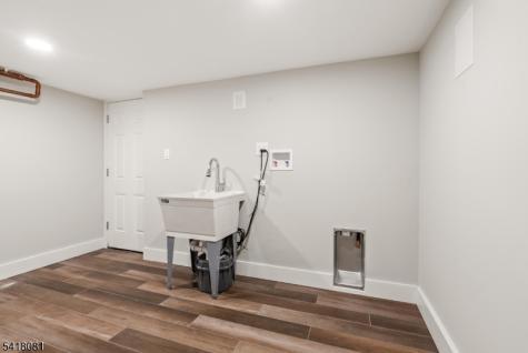 895 Port Reading Avenue Woodbridge NJ 07064