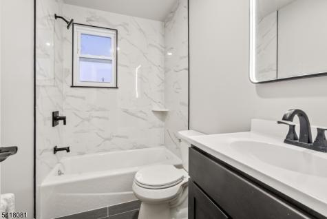 895 Port Reading Avenue Woodbridge NJ 07064