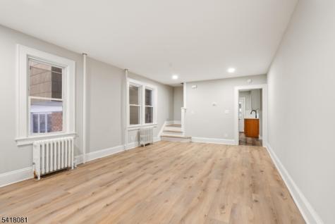 895 Port Reading Avenue Woodbridge NJ 07064