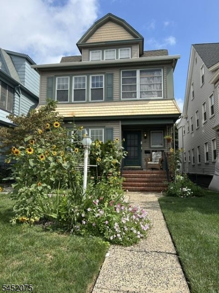 17 Mount Pleasant Avenue West Orange NJ 07052