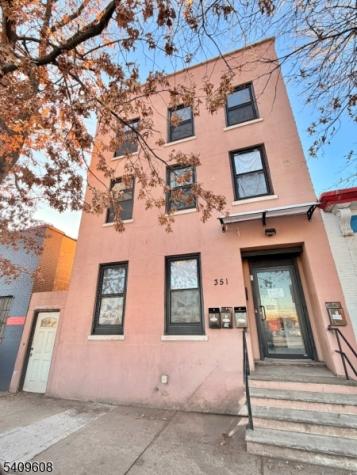 351 Mulberry Street Newark NJ 07102