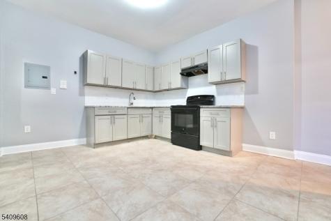 351 Mulberry Street Newark NJ 07102