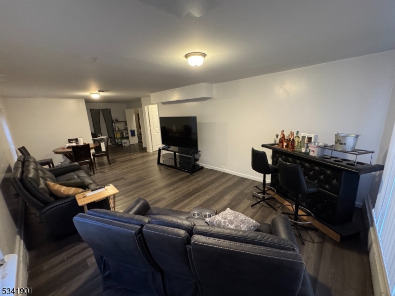 292 Van Houten Street Paterson NJ 07501