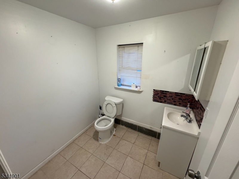 292 Van Houten Street Paterson NJ 07501