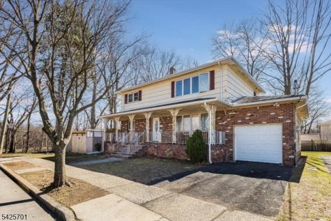 89 Division Street Bloomfield NJ 07003