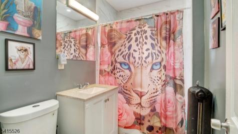 18 Mckay Avenue East Orange NJ 07018