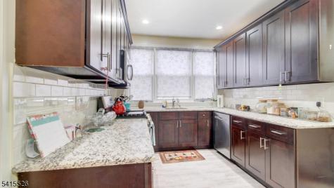 18 Mckay Avenue East Orange NJ 07018