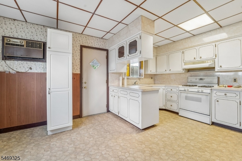 23 Continental Avenue Belleville NJ 07109