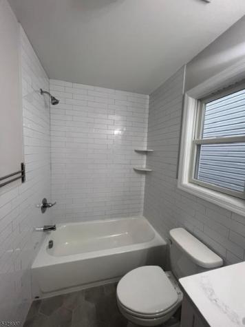 66 Delaware Street Elizabeth NJ 07206