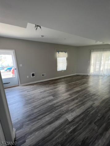 66 Delaware Street Elizabeth NJ 07206