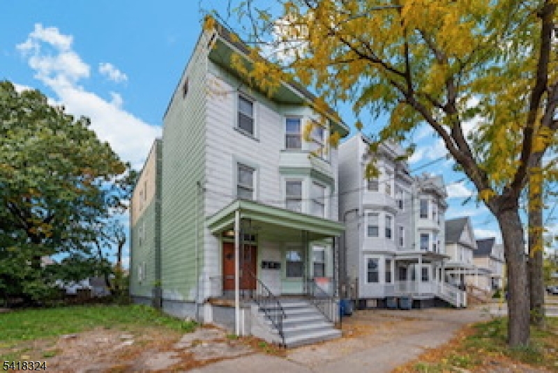 937 Grove Street Irvington NJ 07111