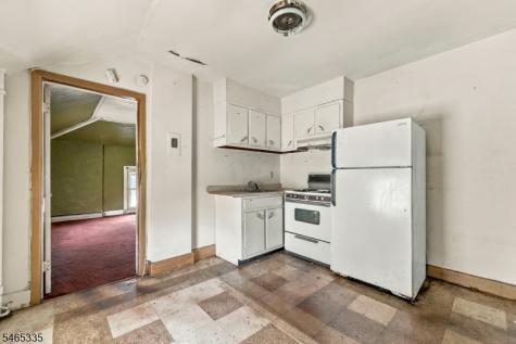 72 N Munn Avenue East Orange NJ 07017