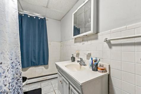72 N Munn Avenue East Orange NJ 07017