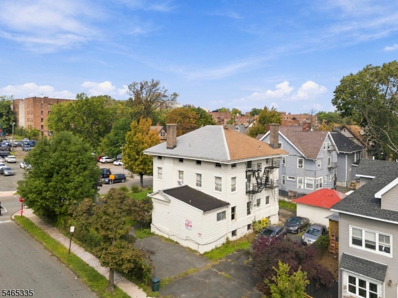 72 N Munn Avenue East Orange NJ 07017