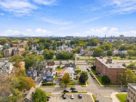 72 N Munn Avenue East Orange NJ 07017