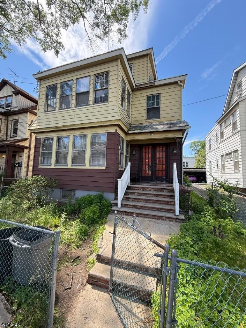 225 Alexander Street Newark NJ 07106