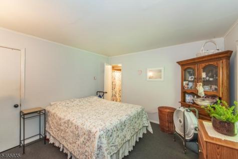 977 Old Foundry Road Stillwater NJ 07860