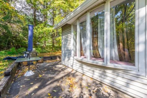 977 Old Foundry Road Stillwater NJ 07860