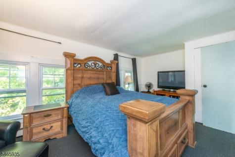 977 Old Foundry Road Stillwater NJ 07860