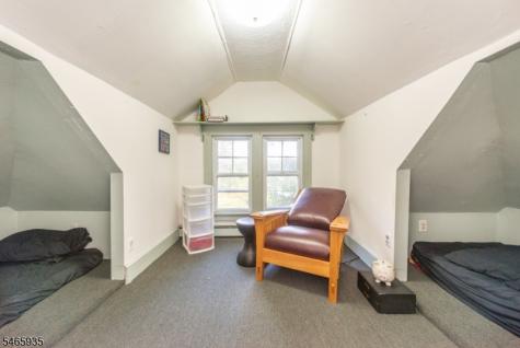 977 Old Foundry Road Stillwater NJ 07860