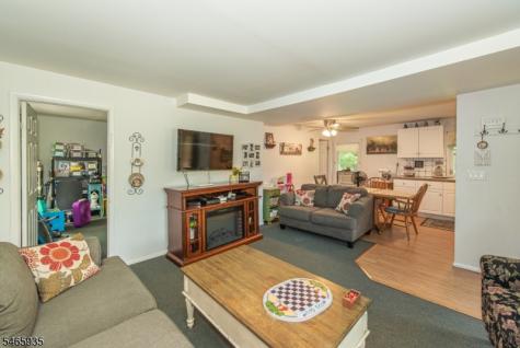 977 Old Foundry Road Stillwater NJ 07860